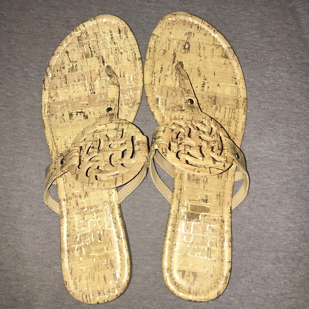 American Eagle Sandals